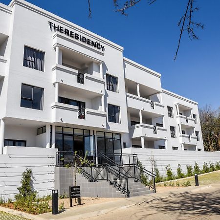 Mint Hotel Sandhurst Йоханнесбург Экстерьер фото